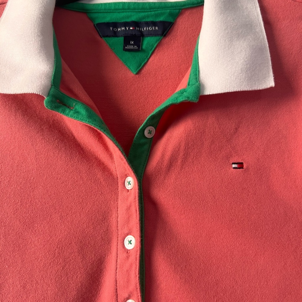 Tommy Hilfiger women’s summer/spring short sleeve polo tee, sherbet 1X pre-owned - Picture 2 of 9